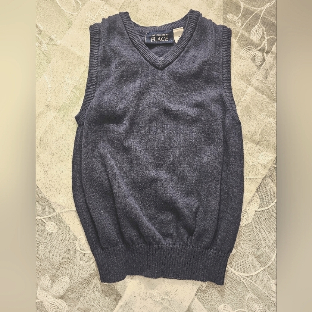Kids Children's Place layering sweater vest size 4T casual kids